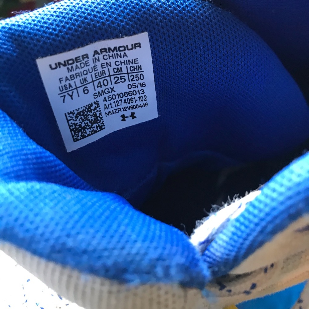 Stephan Curry UA 7 youth boys  sneakers